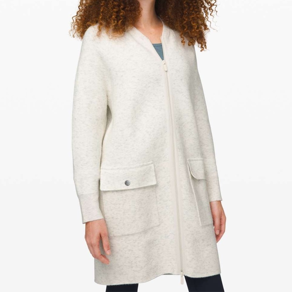 Lululemon 🍋 Weekend Wander Jacket - Color: Heathered Light Ivory / Silver Ice